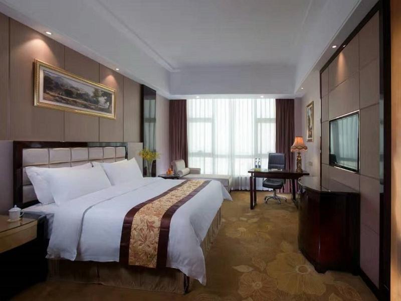 Vienna International Hotel Guangdong Zhongshanbei Station Zhongshan  Bagian luar foto