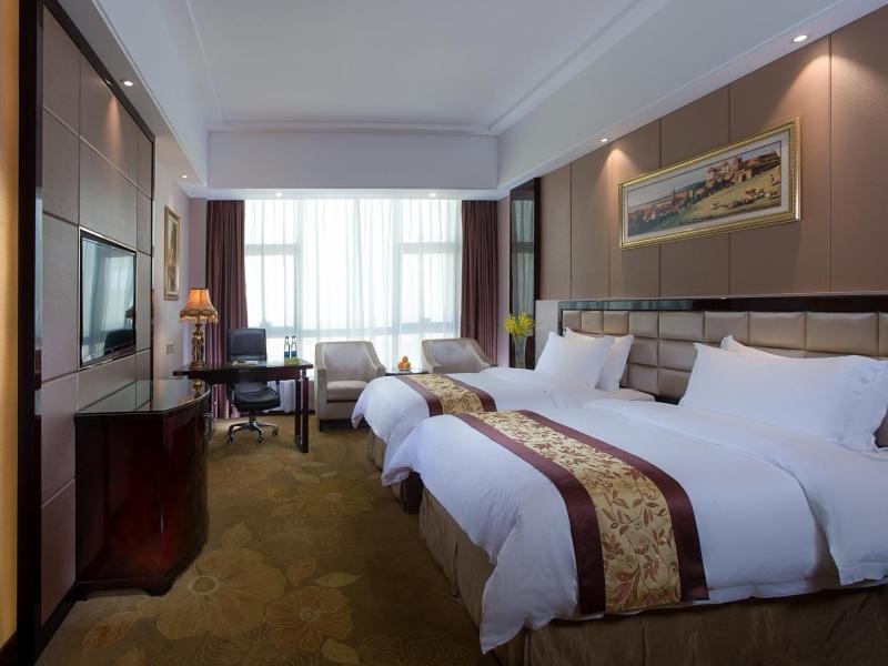 Vienna International Hotel Guangdong Zhongshanbei Station Zhongshan  Bagian luar foto