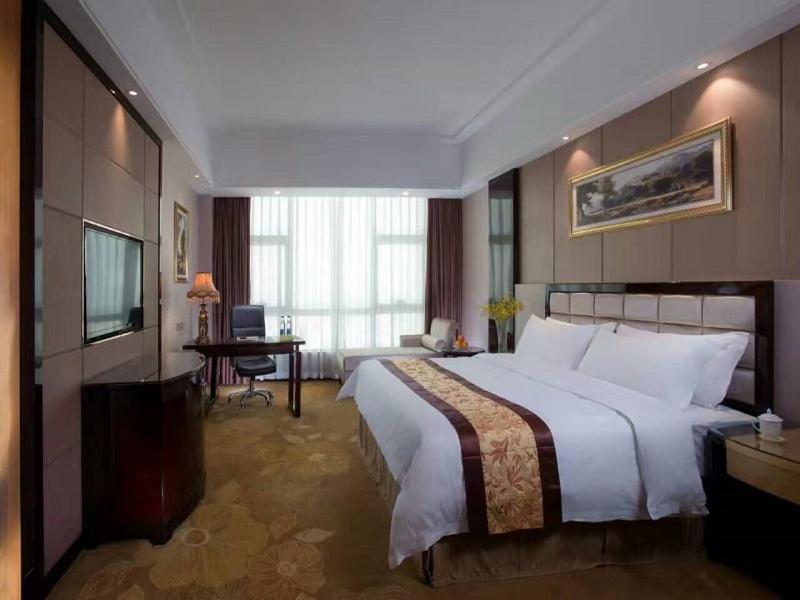 Vienna International Hotel Guangdong Zhongshanbei Station Zhongshan  Bagian luar foto