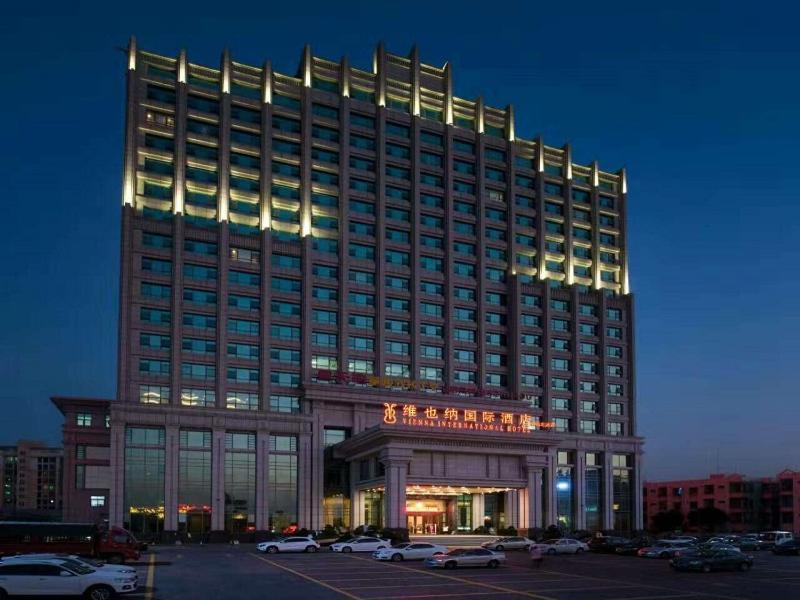 Vienna International Hotel Guangdong Zhongshanbei Station Zhongshan  Bagian luar foto
